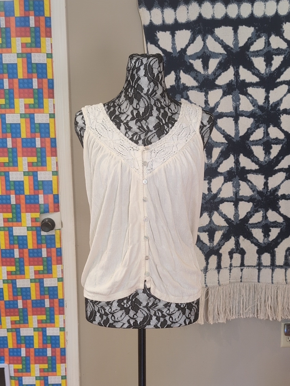 Lucky Brand Cream Crochet V-Neck Button Front Tank